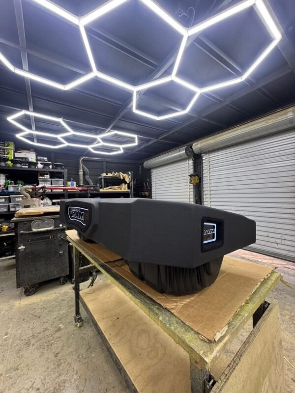 346f6e80-ee15-4227-a5ed-b0bdcaab5c96.jpeg Triple 8” Audio Dynamics 3000 Series Under-Seat Enclosure for Ford Trucks